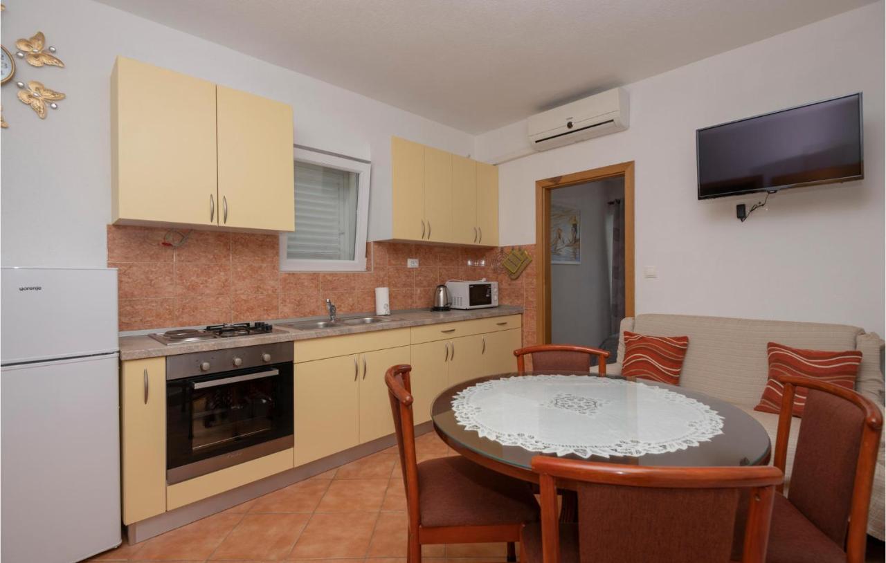 Apartment In With Wifi *
