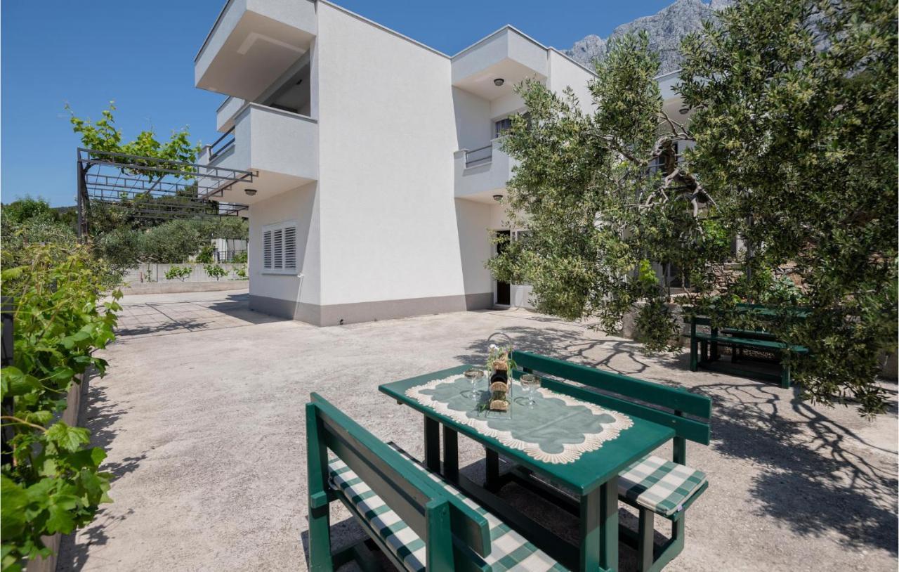 Apartment In With Wifi Makarska